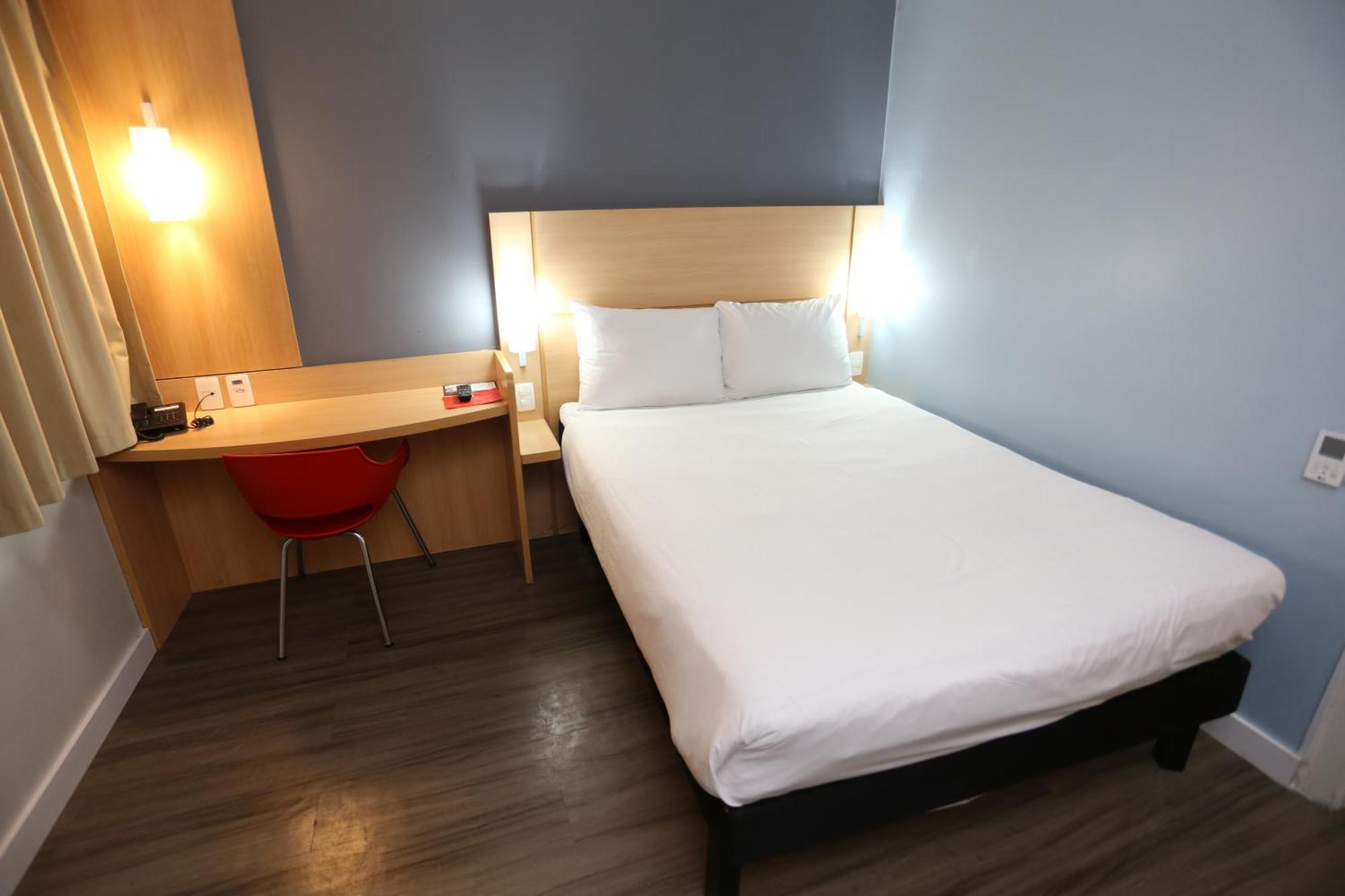 Ibis Copacabana Posto 5