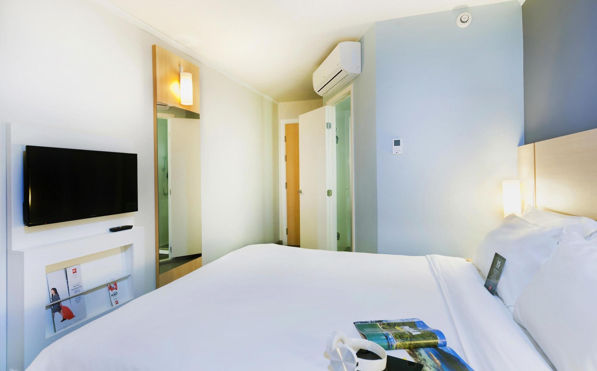 ibis Copacabana Posto 5 3*